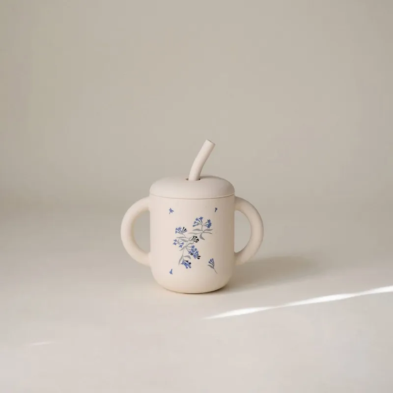 Mushi Silikon Trinklernbecher mit Strohhalm - Lilac Flowers