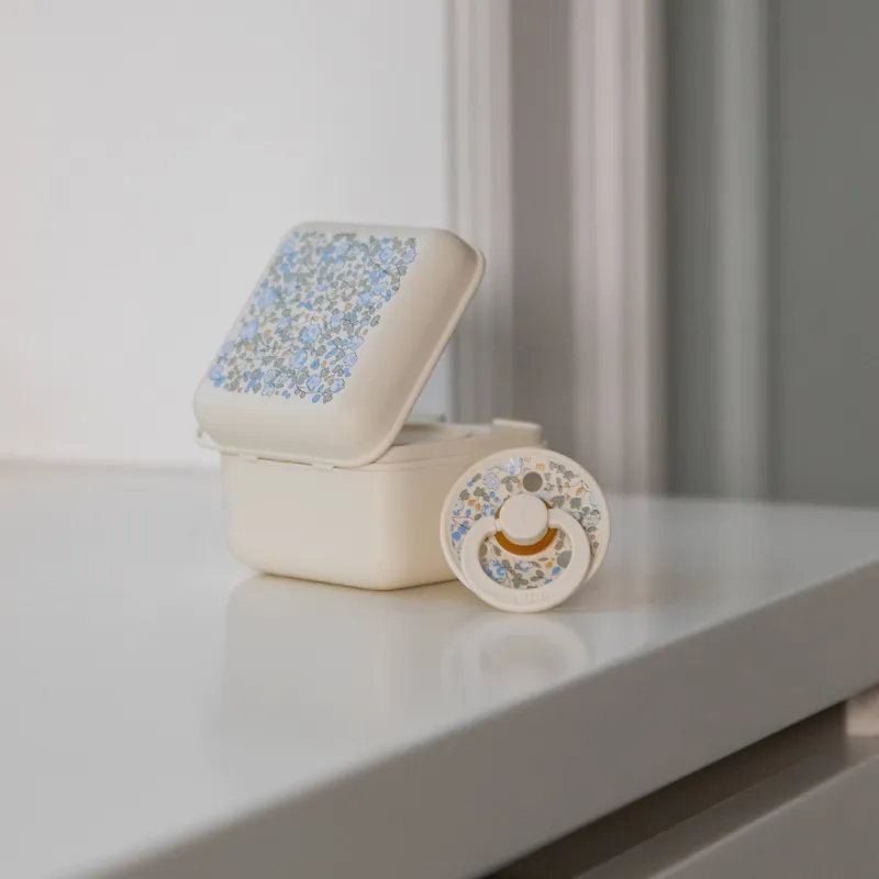 BiBs X Liberty Eloise Schnulleretui - Ivory