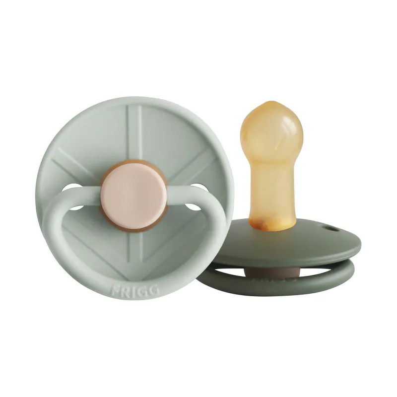 FRIGG Little Viking Schnuller - 6-18 Monate - 2 Stück - Sage/Olive