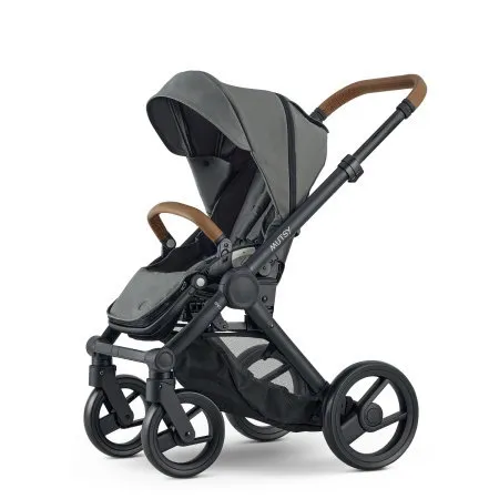 Mutsy Evo Kinderwagen - Black Frame - Discovery Moss / Cognac