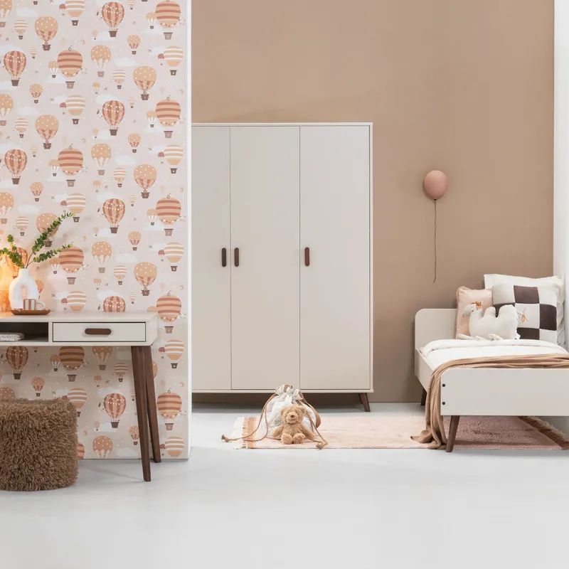 Europe Baby Olivia Kinderzimmer Oatmeal Retro | Bett 90 x 200 cm + 3-türiger Kleiderschrank