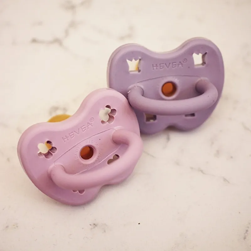 Hevea Schnuller Rund Dusty Violet / Light Orchid 3-36 Monate 2 Stück