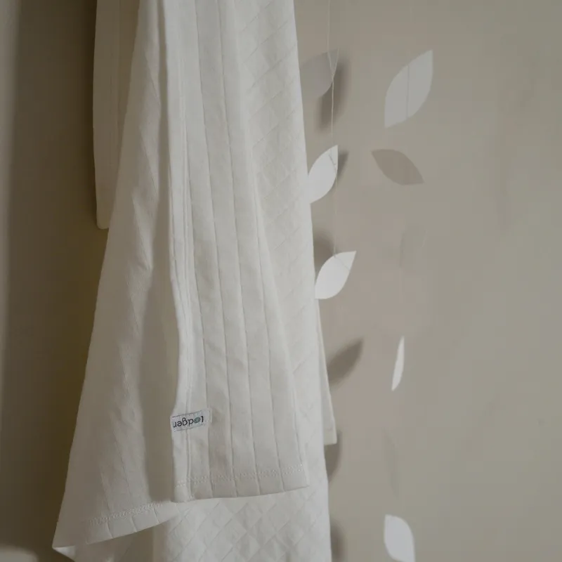 Lodger Swaddler - 70 x 70 cm - Cloud Dancer