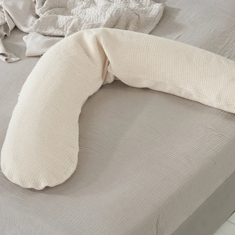 Theraline Stillkissen gestrickte Baumwolle Creme