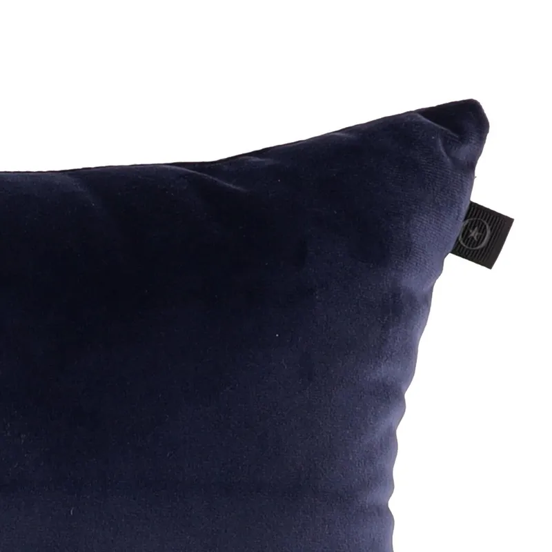 Overseas Velours Button Kissen - Navy
