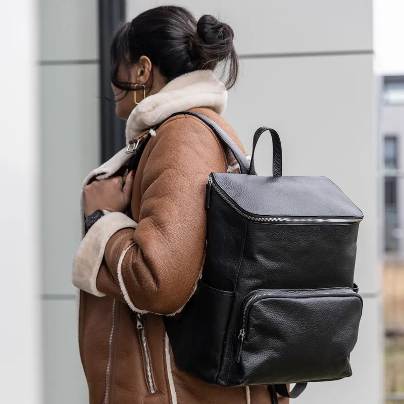 Kidzroom Sienna Wickelrucksack - Lovely Leather - Schwarz