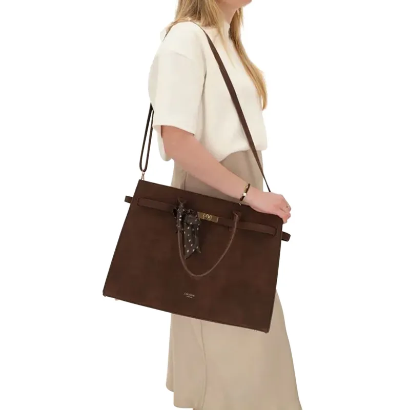 Charm London Laptoptasche - The Hamptons Village - 15,6 Zoll - Braun