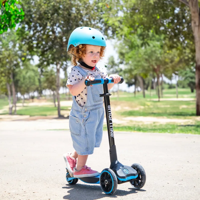 SmarTrike Xtend Scooter Ride-On - Cool Grey