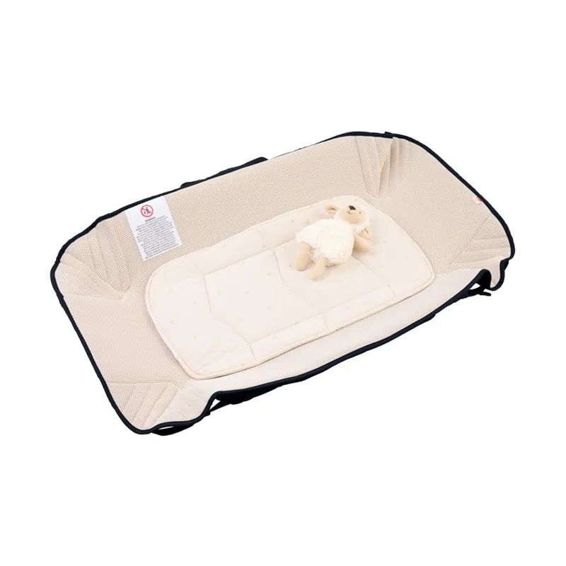 Voksi Carry Me – Tragbare Babywanne – Black Leaf