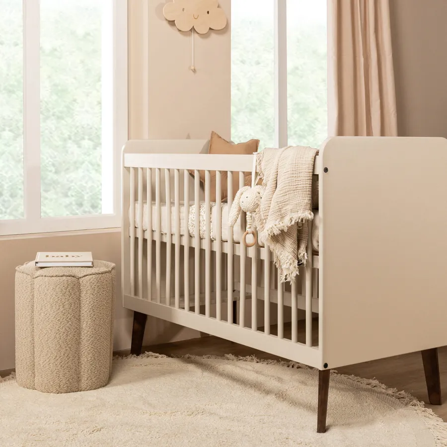 Europe Baby Olivia II Babyzimmer Oatmeal / Walnoot - Retro