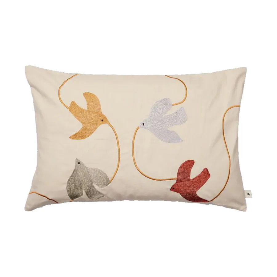 Ferm Living Kissenbezug – Besticktes Kissen mit Vogelmotiv – Rechteckig – Mehrfarbig