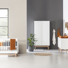 Kidsmill Noud Babyzimmer Weiß | Bett 60 x 120 cm + Kommode