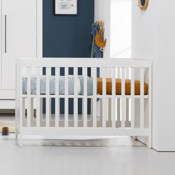 Europe Baby Sylt II Babyzimmer | Bett 60 x 120 cm + Kommode